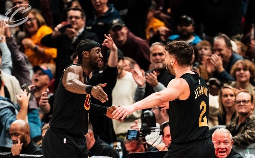 Cleveland Cavaliers derrota Warriors, chega a 10 vitórias e bate recorde de 64 anos na NBA