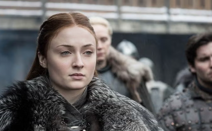 Atriz de 'Game of Thrones' disse que sentiu ânsia de vômito ao beijar ator em cena