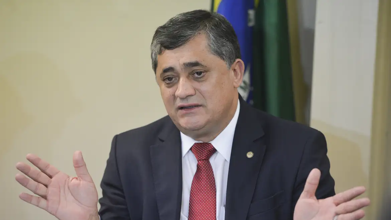 Governo protocola PLP com gatilhos para arcabouço e bloqueio para emendas
