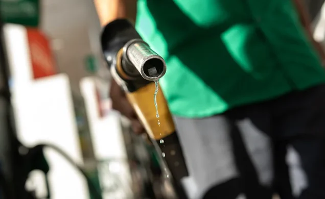 Texto traz o detalhamento das subvenções para o diesel importação e produzido em território nacional / Foto: Kebec Nogueira/Metrópoles