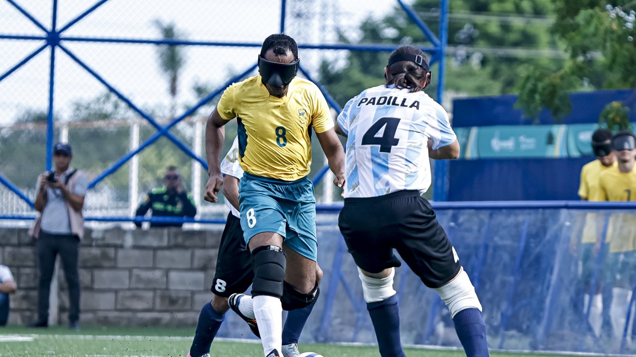 Brasil encerra Jogos Parasul-Americanos com ouro no futebol de cegos