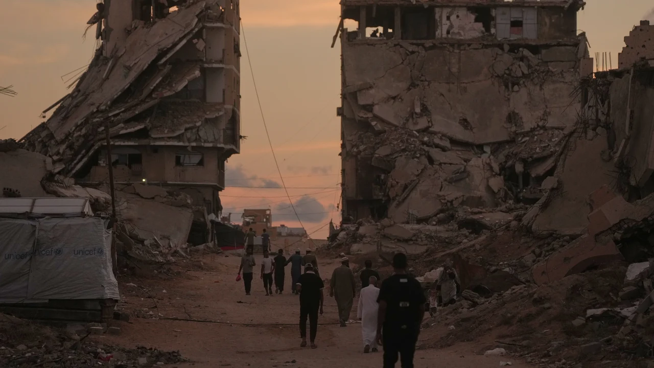Israel suspende entrada de mercadorias comerciais em Gaza e amplia temor de desabastecimento