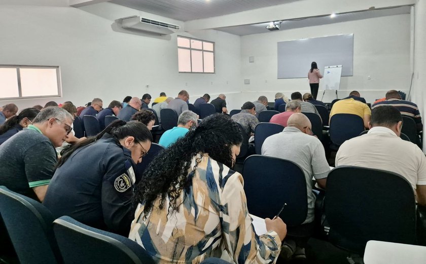 Agentes da Guarda Municipal fazem testes psicológicos para porte de arma