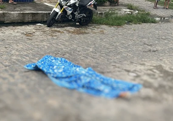 Jovem é executado a tiros ao chegar em casa após o nascimento do filho