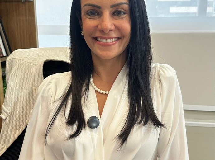 Carnaval exige atenção redobrada com a pele no auge do verão