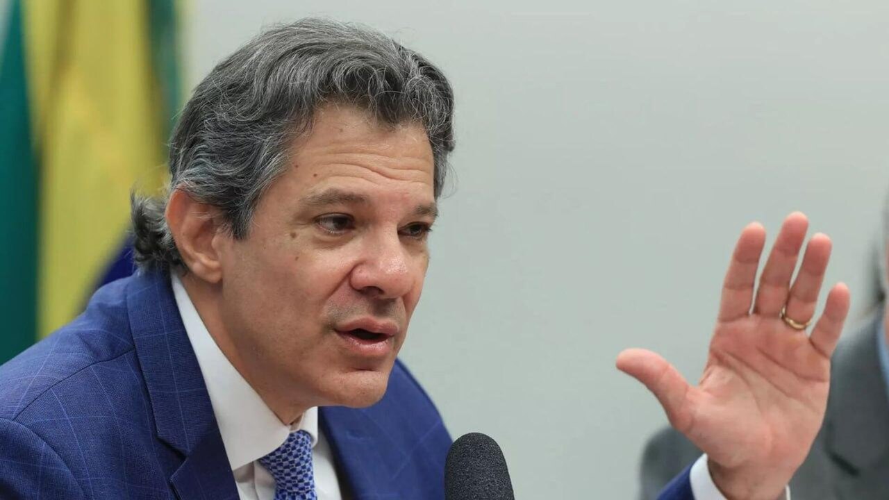 Haddad promete definir vice e nomes ao Senado até quinta-feira