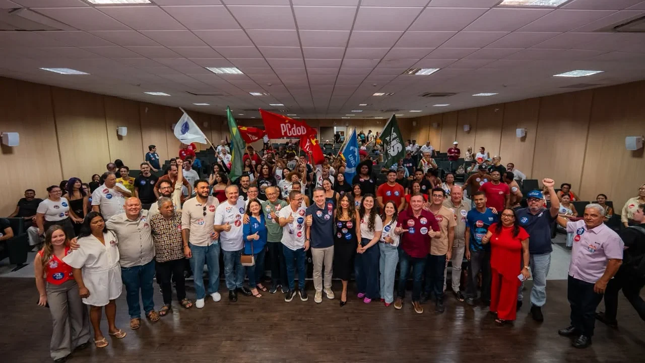 Em convenção do PC do B, Renan Filho defende democracia e reeleição de Lula como prioridade para 2026