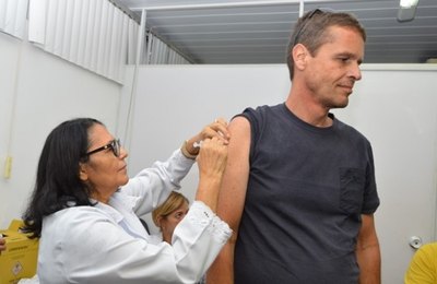 Sesau vacinará trade turístico para evitar reintrodução do sarampo em Alagoas
