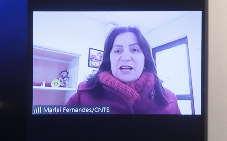 Especialistas destacam importância de garantir a valorização dos professores no novo PNE