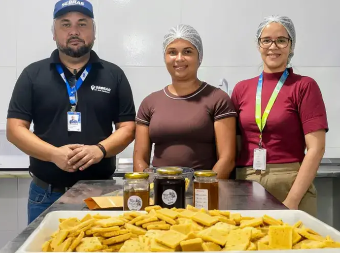 Da terra à mesa, mulheres criam agroindústria e promovem virada social em comunidade de Viçosa