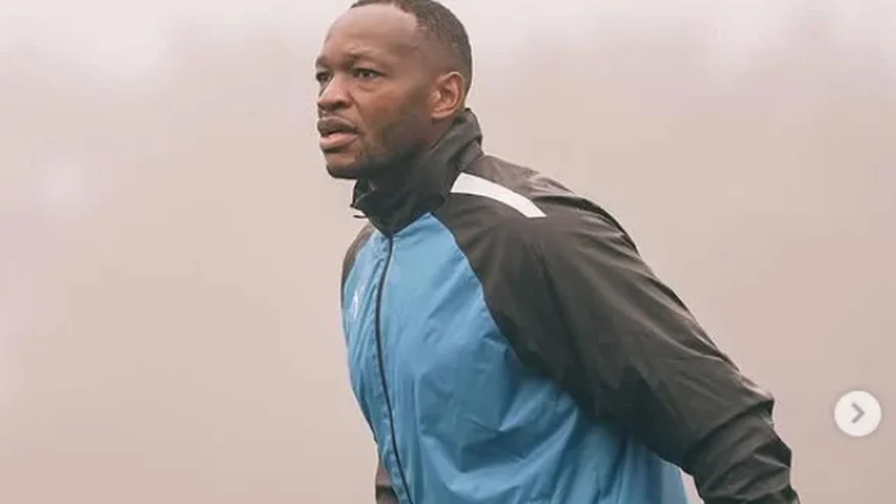 Campeão mundial Steve Mandanda relata luta contra depressão após aposentadoria