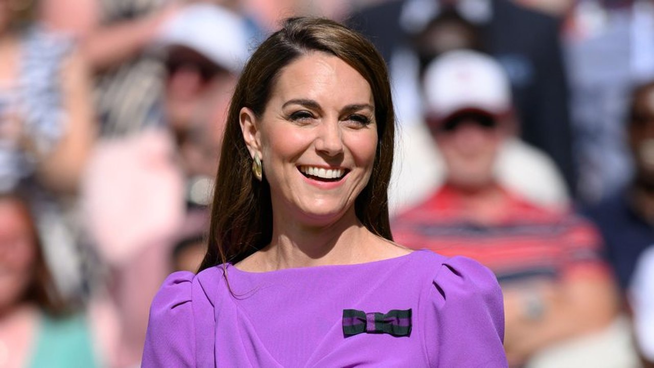 Kate Middleton faz primeira aparição pública após fim do tratamento de câncer