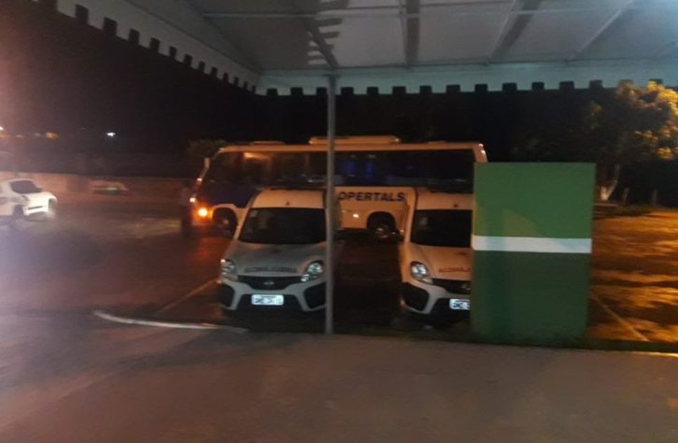 ônibus assaltado
