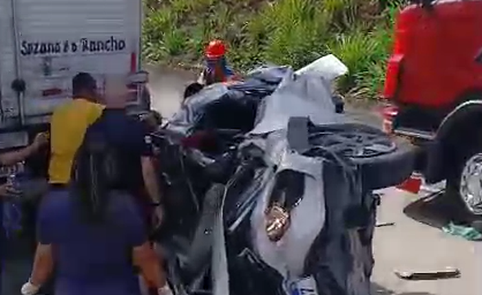Acidente na BR-101 deixa ao menos nove feridos em Joaquim Gomes Acidente na BR-101 deixa ao menos nove feridos em Joaquim Gomes