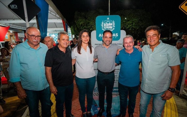 Deputado Galba Novaes participa de entrega de obras e assinatura de ordem de serviço