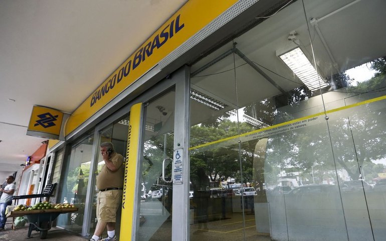Banco do Brasil fecha primeiros contratos de comercialização no mercado livre de energia