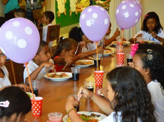 Com o apoio do Estado, ação leva 1.500 crianças aos restaurantes de Maceió