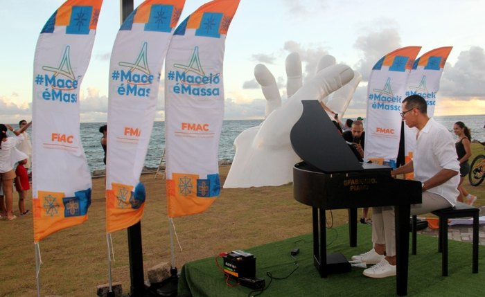 Shows gratuitos do projeto Feriadão é Massa ocorrem em espaços públicos de Maceió