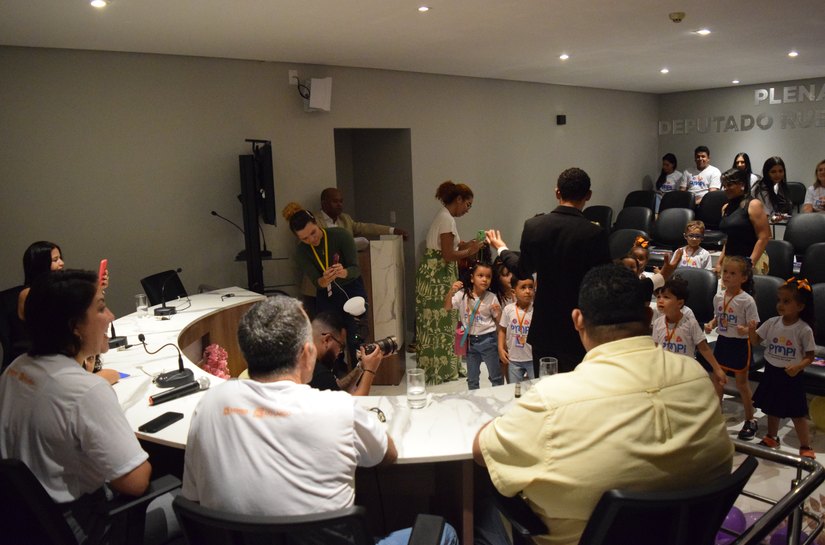 Gabi Gonçalves realiza 'plenarinha' para formulação do PMPI de Rio Largo