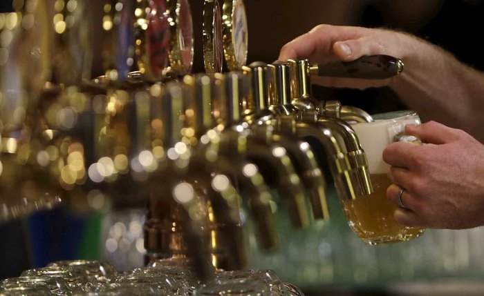 Motivo é que 61% do consumo de bebidas alcoólicas acontece em bares, restaurantes e eventos