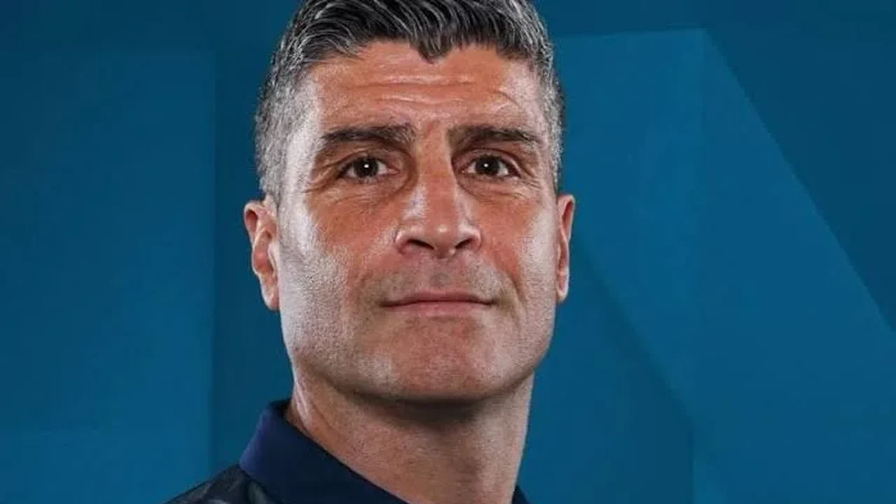 Pedro Emanuel fala pela primeira vez como técnico do Vasco em desembarque no Rio