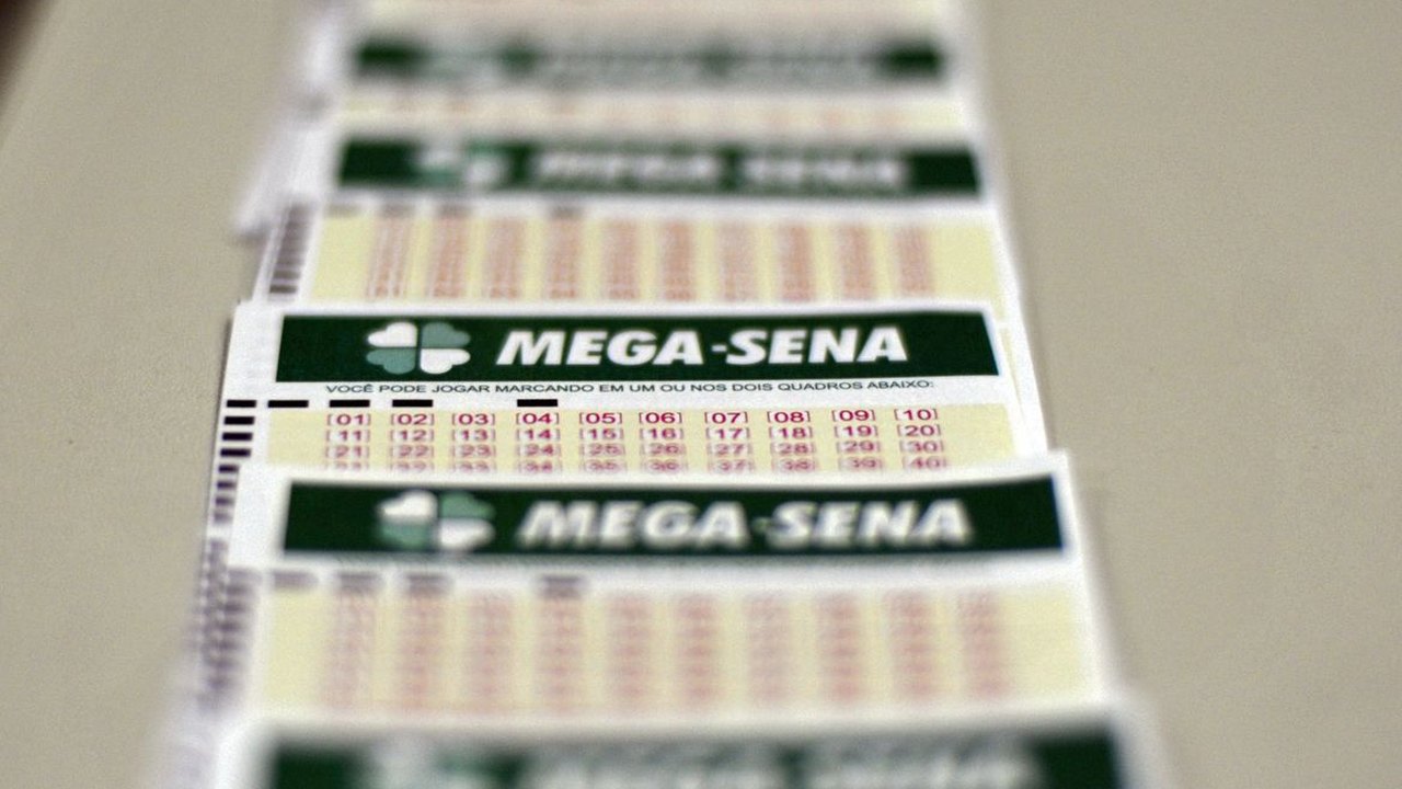 Mega-Sena acumula e prêmio principal vai para R$ 27 milhões