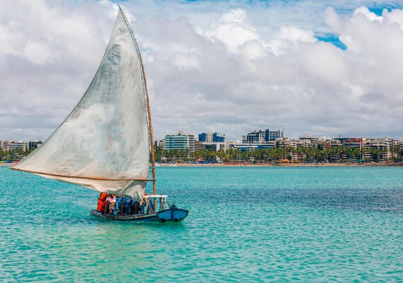 Maceió ocupa o 2º lugar no ranking de destinos mais vendidos no Brasil, em 2023
