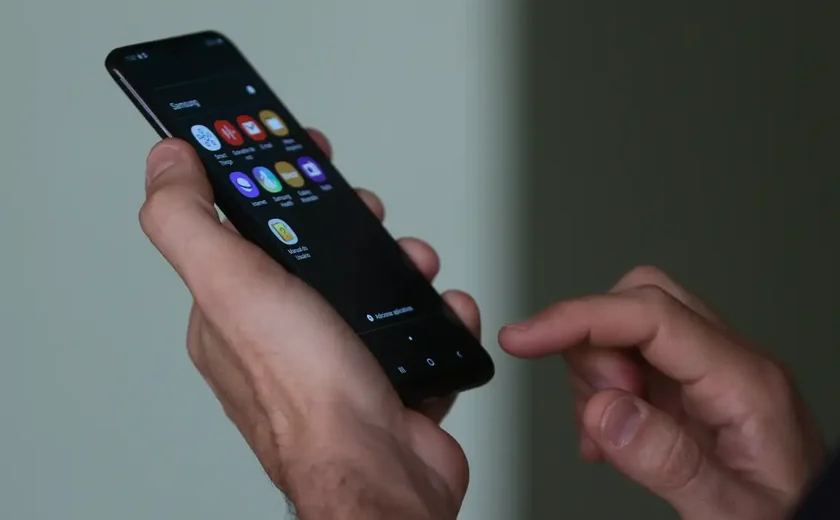Paquistão suspende serviços de celular e internet em 'áreas com preocupações de segurança'