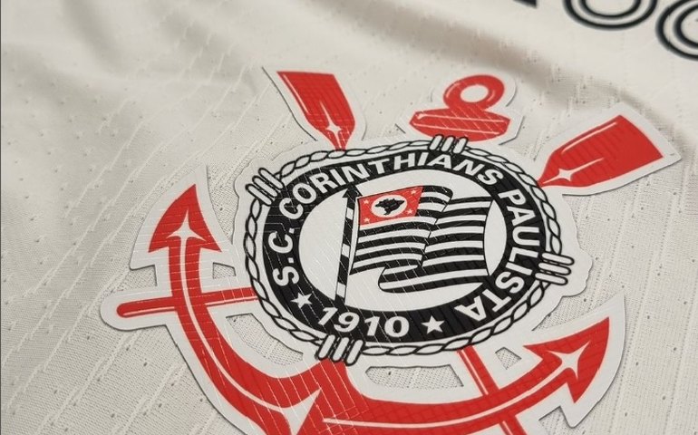 Corinthians anuncia novo patrocinador e tenta se aproximar de recorde de faturamento