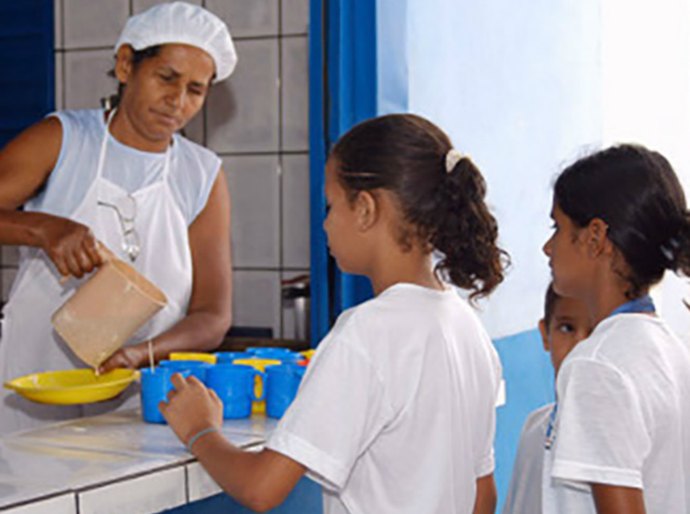 Compra emergencial da merenda escolar é pauta em Arapiraca