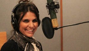 Aline Barros em estúdio - Foto: Divulgação