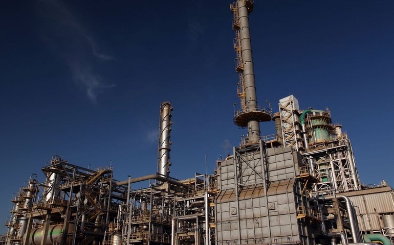 Aos 70 anos, Petrobrás mira transição energética e margem equatorial