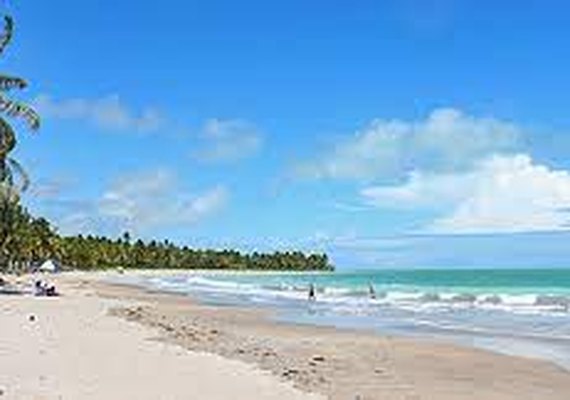 Jovem está desaparecido após se afogar em praia de Guaxuma