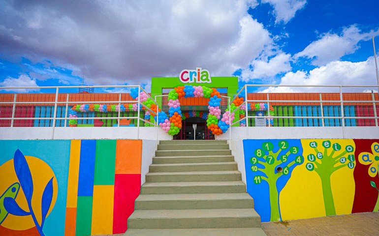 Governo de Alagoas inaugura primeira creche em tempo integral de Japaratinga