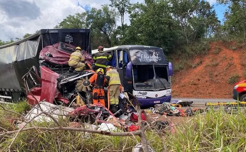 Alagoanos estão entre os mais de 50 feridos em acidente de ônibus em Minas Gerais