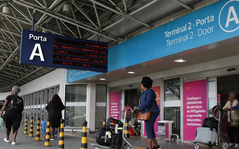 Aeroportos do Rio registram filas devido a instabilidade em sistema de bilhetes