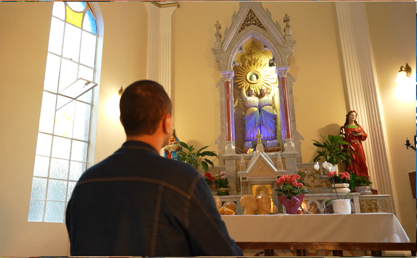 Reportagem do 'Arquivo A' destaca o universo dos novos católicos no Brasil