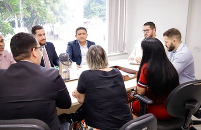 Prefeitura de Palmeira e DNIT discutem situação de moradores que vivem em áreas pertencentes ao órgão