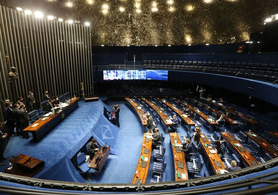 Senado pode votar hoje medidas sobre preço dos combustíveis