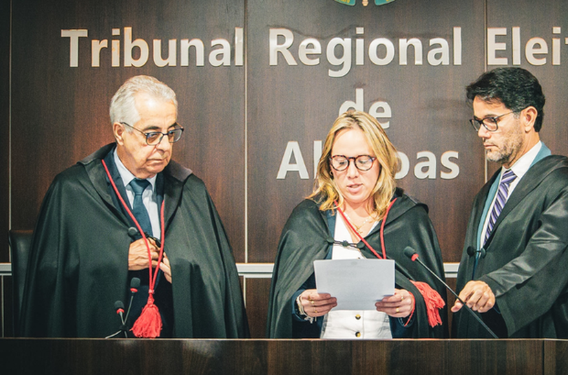 Desembargadora Natália Von Sohsten toma posse como Ouvidora da Mulher do TRE/AL