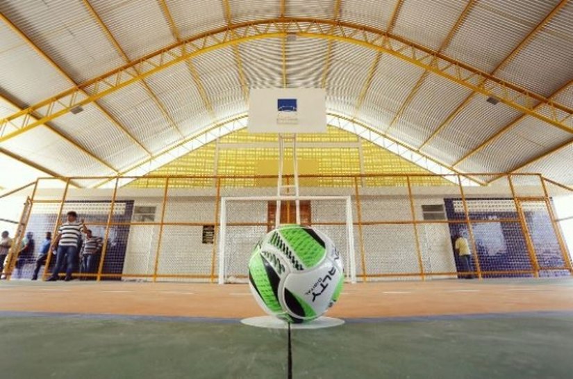 Luciano Barbosa investe R$ 123 milhões do orçamento da Educação