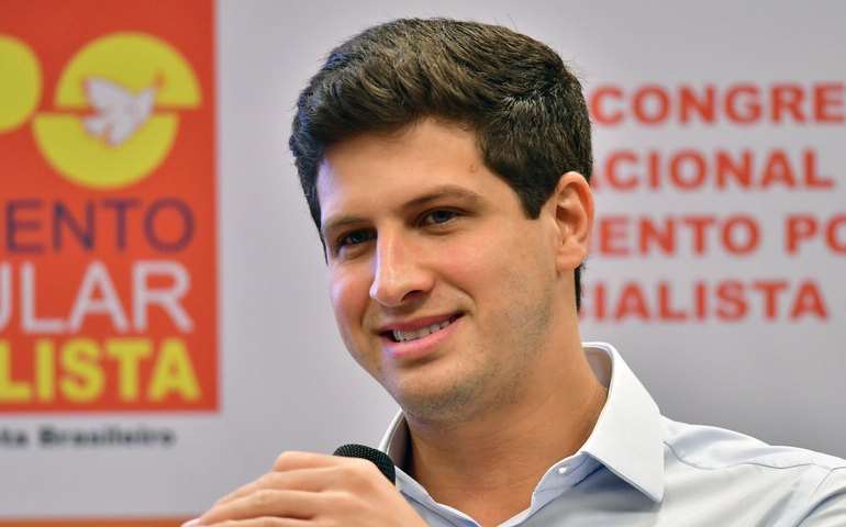 João Campos assume presidência do PSB em evento com Lula e Motta