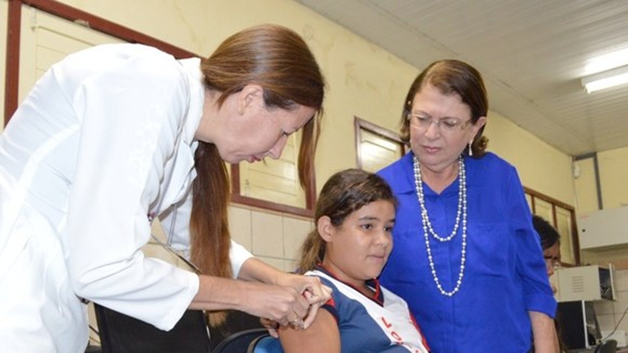 Secretaria de Saúde reforça importância da 2ª dose da vacina contra HPV