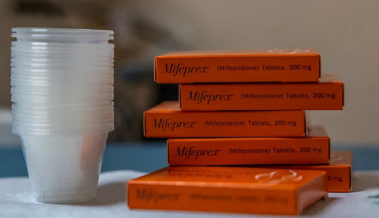 Aborto: Suprema Corte dos EUA decide sobre proibição de medicação