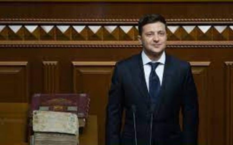 Ucrânia: Zelensky discute reconstrução do país com banqueiros do JPMorgan
