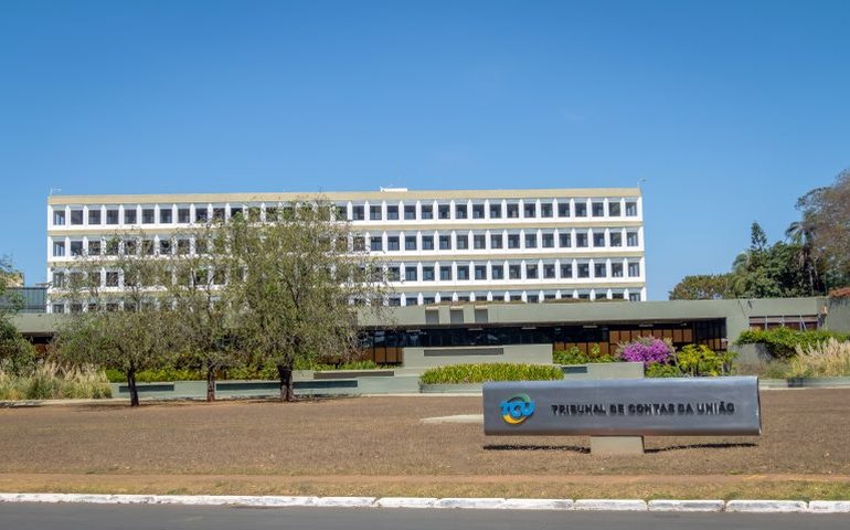 Governo atende TCU e propõe corte de R$ 686 mi para inserir Pé-De-Meia no Orçamento
