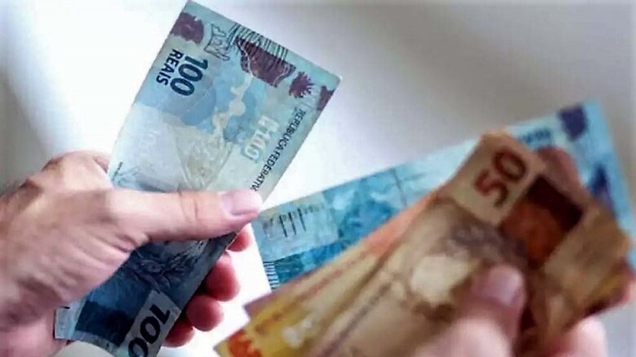 Rateio da Educação já está na conta dos servidores da Semed Penedo
