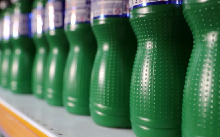 Caminhos da Reportagem mostra impacto dos microplásticos na saúde