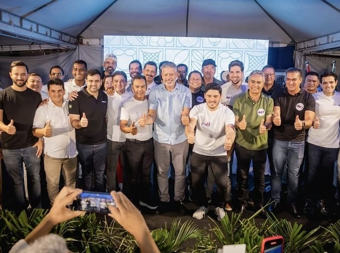 Arthur Lira consolida maior programa de mecanização agrícola de AL, com entrega de mais 111 tratores para a agricultura familiar
