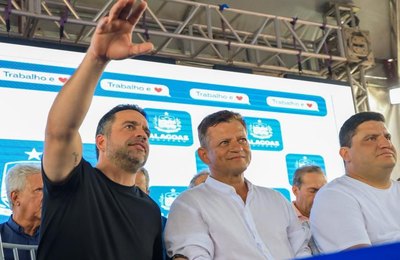 Marcos Madeira participa da solenidade de retomada das obras do aeroporto de Maragogi